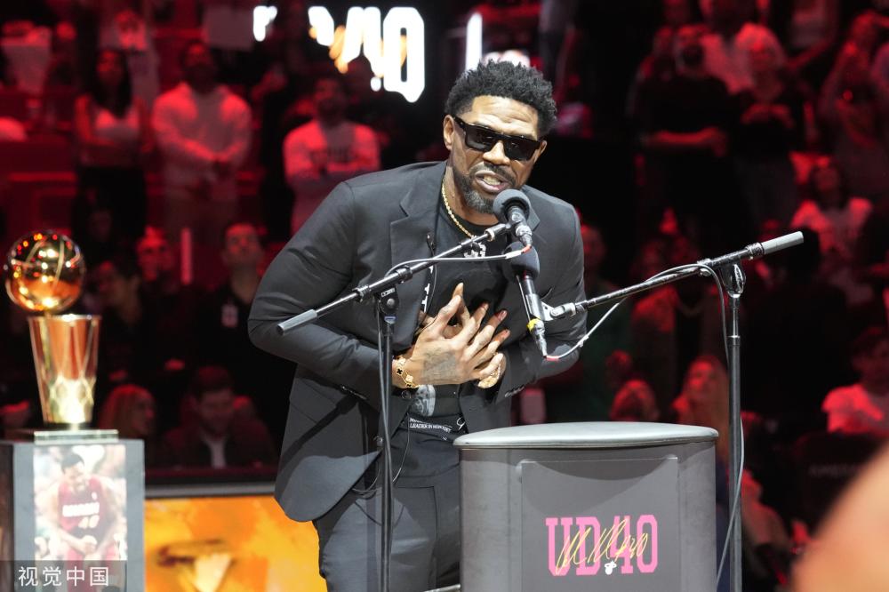 中都能游刃 中都能游刃