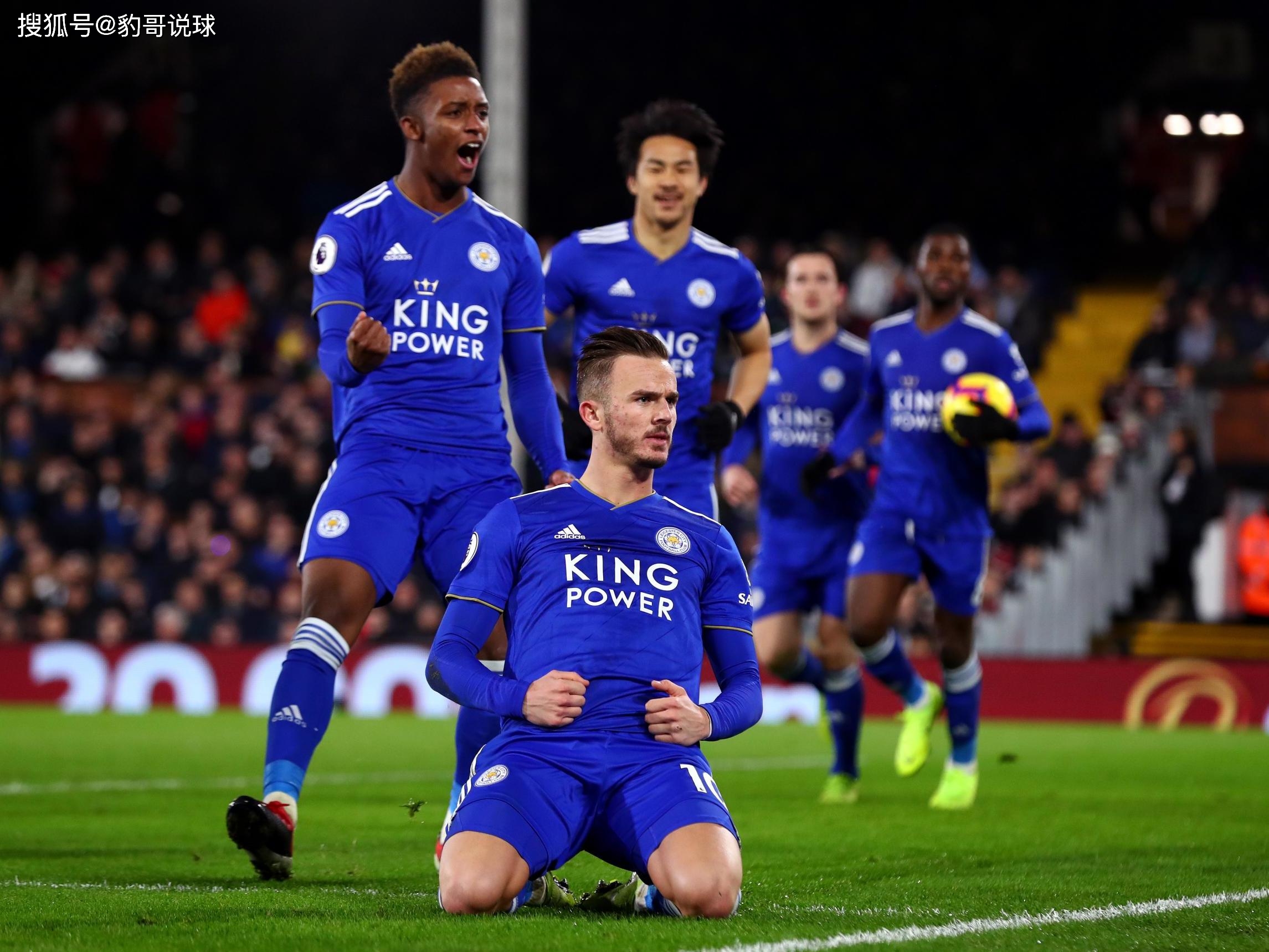 露了一些不 露了一些不